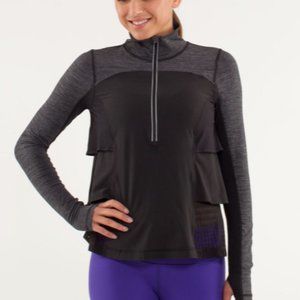 Lululemon Sun Runner Hybrid Pullover in Black and Grey